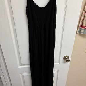Elegant Black Sleeveless Dress
